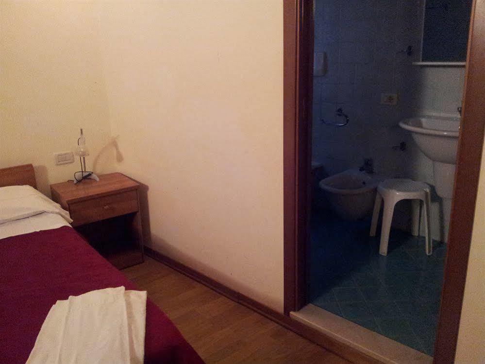 ונציה Hotel Astoria מראה חיצוני תמונה